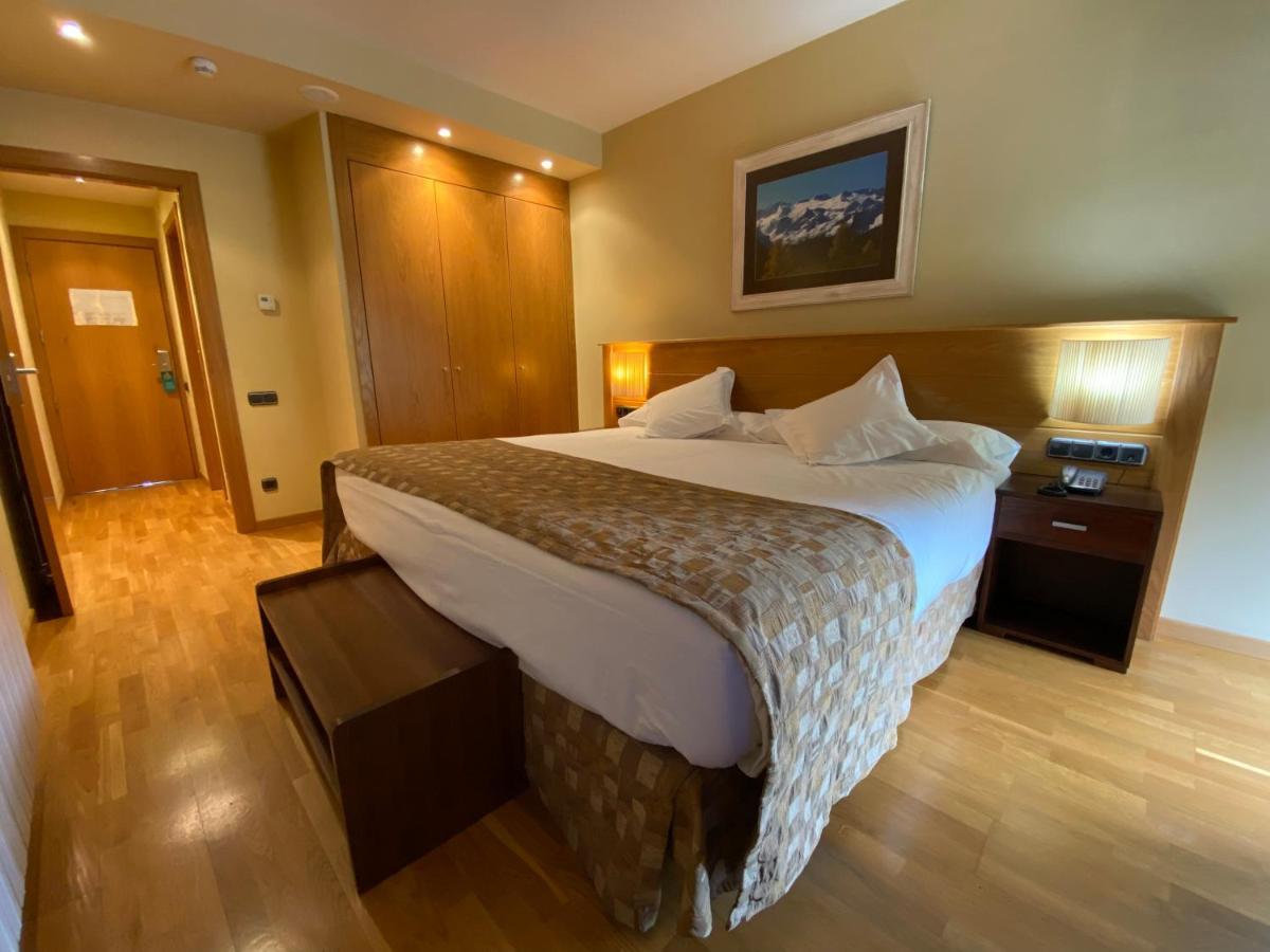 Hotel & Restaurante Pena Arros Ngoại thất bức ảnh